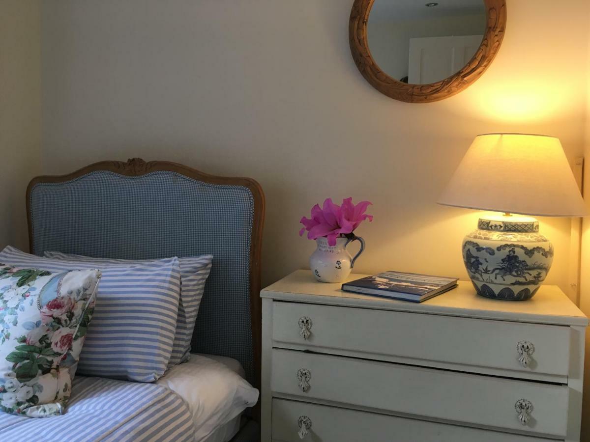 Brook Farm Cottage Бракли Екстериор снимка